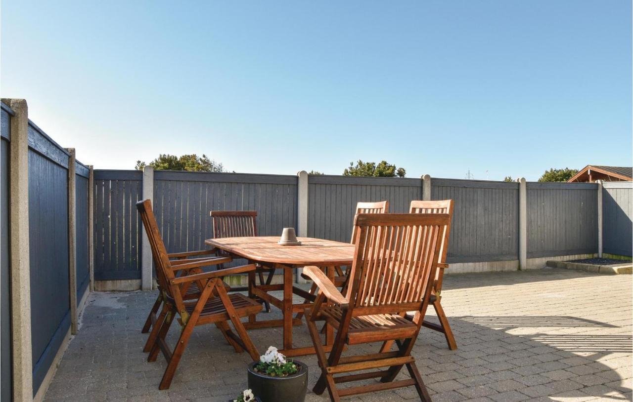 3 Bedroom Stunning Home In Ringkøbing Kültér fotó