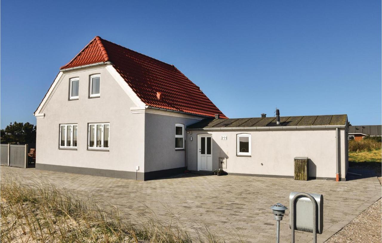 3 Bedroom Stunning Home In Ringkøbing Kültér fotó